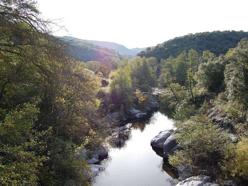 Vue sur le fleuve Hérault