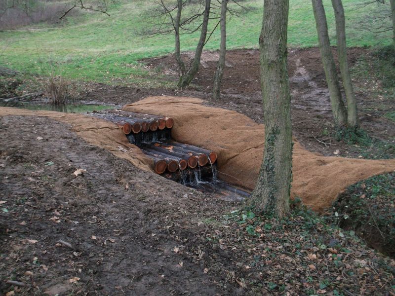 Nant : photo des travaux en cours sur la rivière