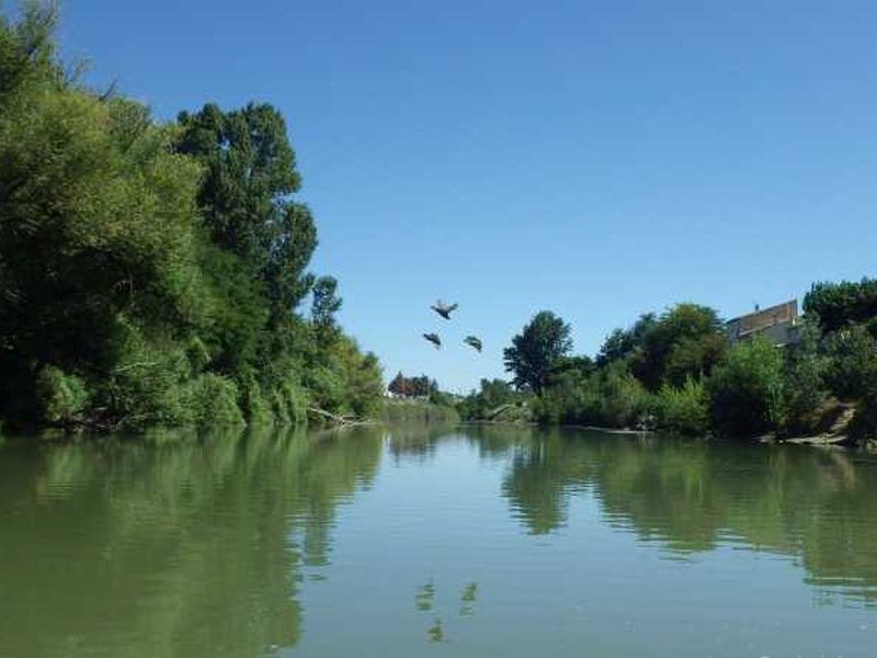 Vue sur le rivière Aude