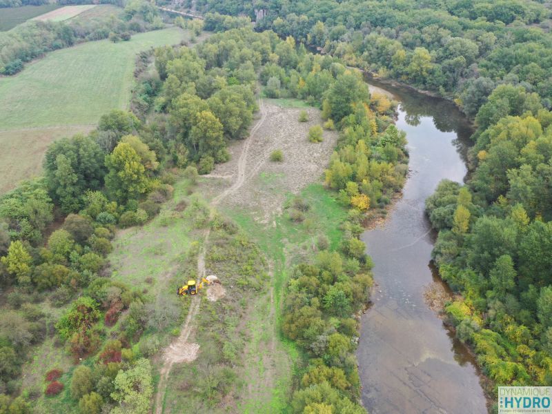 vue de drone de la rivière Chassezac en Ardèche