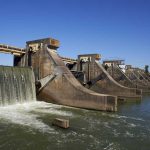 GARONNE - Diagnostic sédimentaire : vue sur le barrage de Golfech sur le fleuve Garonne