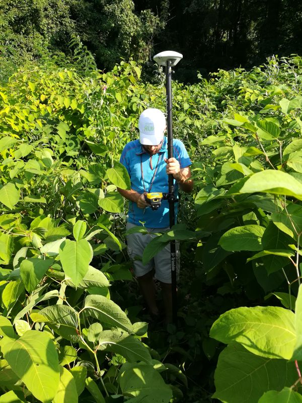 Baadïs et le GPS Trimble Geo7X centimétrique pour le Suivi morphologique des bancs de l'Isère