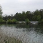 DOUBS : vue sur le barrage et la rivière